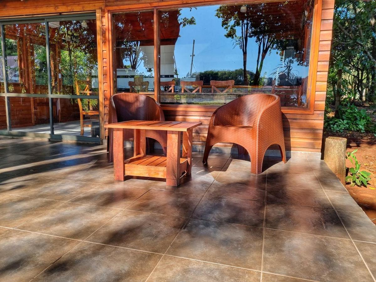 La Casa Del Lago Urugua-I Villa Puerto Iguazú Eksteriør billede