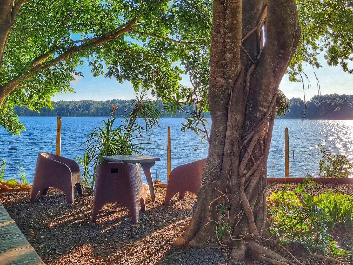 La Casa Del Lago Urugua-I Villa Puerto Iguazú Eksteriør billede