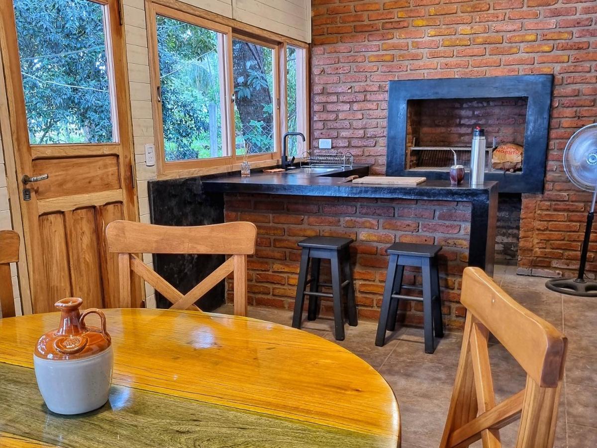 La Casa Del Lago Urugua-I Villa Puerto Iguazú Eksteriør billede