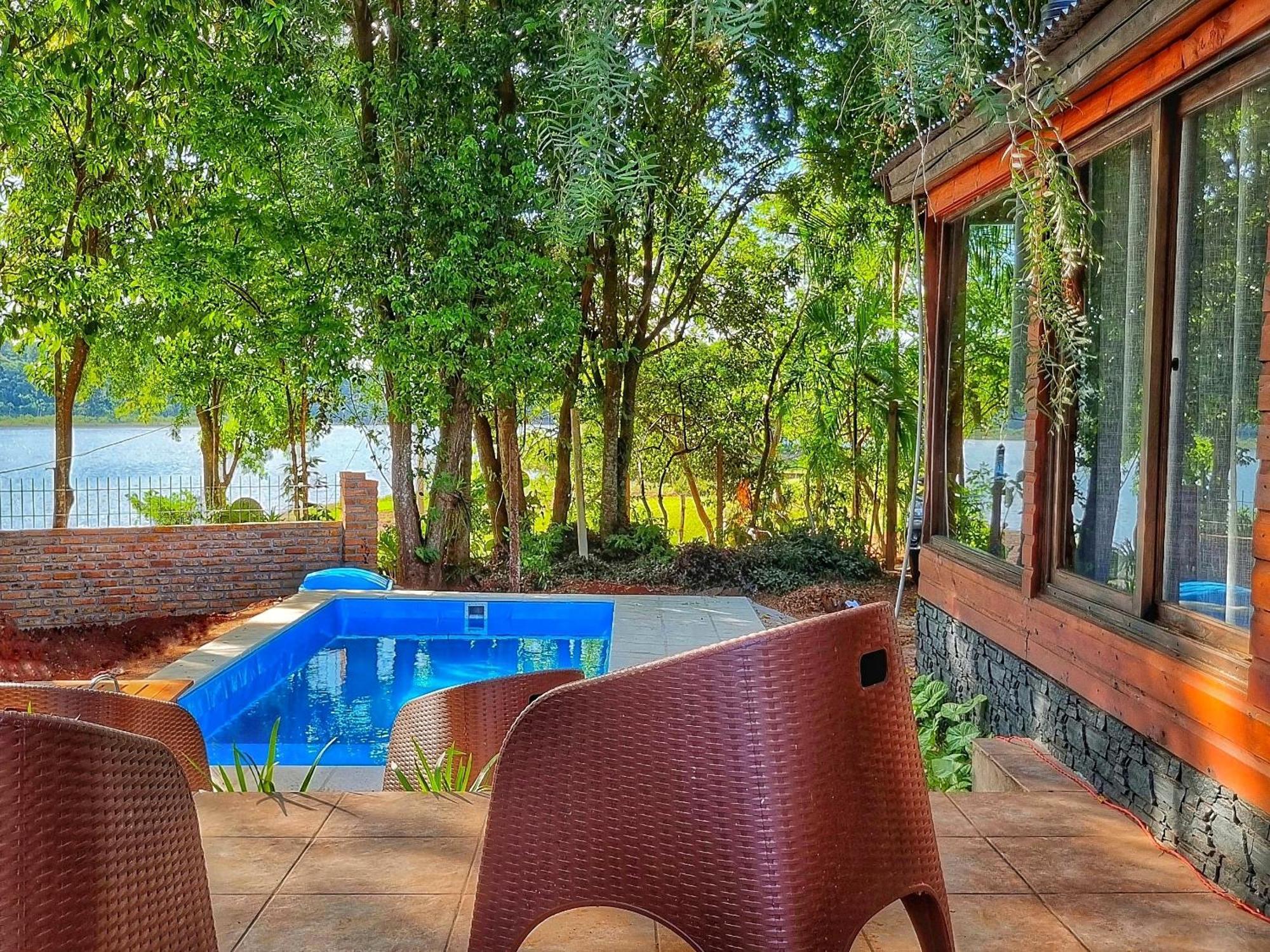 La Casa Del Lago Urugua-I Villa Puerto Iguazú Eksteriør billede